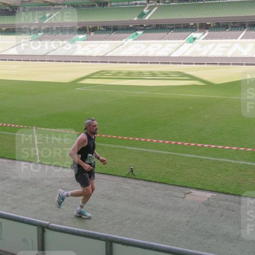 13.09.2026 - 21. swb-Marathon Bremen Michael Burmester http://msf.ph/oto/10311536 13.09.2026 12:46:50 Laufen im Stadion 195, 474, 538, 567, 604, 621, 697, 788, 868, 1017, 1034, 1181, 1241, 1277, 1554, 1863, 2021, 2084, 2087, 2266, 2297, 2538, 2646, 2809, 2889, 3118, 3196, 3284, 3297, 3424, 3520, 4025, 4110, 4157, 4236, 4239, 4614, 4729, 4777, 4808, 4992, 5024, 5238, 5283, 5674, 5719, 5725, 5976, 6053, 6686, 6708, 6784, 6815, 6918, 7102, 7336, 7814, 7871, 8060, 8319, 8325, 8331, 8334, 8621, 8670, 8701, 8756, 8936, 8983, 9061, 9273, 9495, 9544, 9689, 9813, 9918, 9934, 439 meine-sportfotos.de