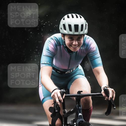 13.09.2026 - Stadtparktriathlon H.Heesch http://msf.ph/oto/10311546 13.09.2026 12:52:13 Radfahren 1112, 1119, 1252, 1270 meine-sportfotos.de