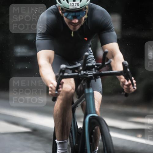 13.09.2026 - Stadtparktriathlon H.Heesch http://msf.ph/oto/10311569 13.09.2026 12:52:20 Radfahren 1104, 1169, 1221, 1229, 1233, 1247, 1270, 1302, 1307 meine-sportfotos.de