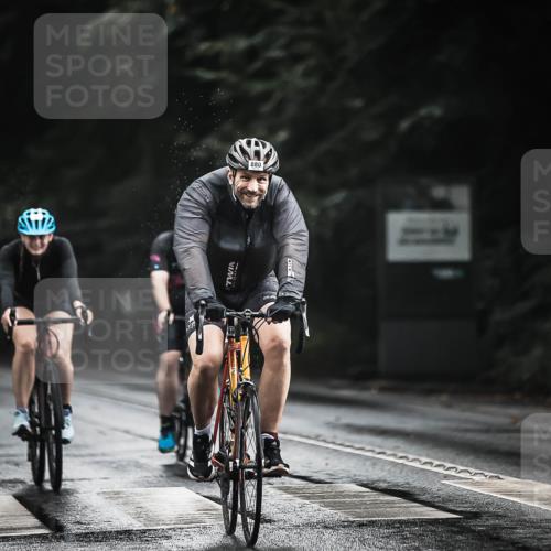 13.09.2026 - Stadtparktriathlon H.Heesch http://msf.ph/oto/10311598 13.09.2026 11:44:58 Radfahren 763, 769, 817, 852, 880 meine-sportfotos.de