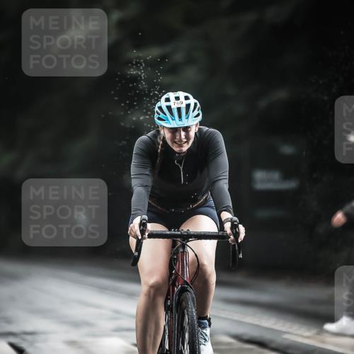 13.09.2026 - Stadtparktriathlon H.Heesch http://msf.ph/oto/10311651 13.09.2026 11:44:59 Radfahren 763, 769, 817, 852, 880 meine-sportfotos.de