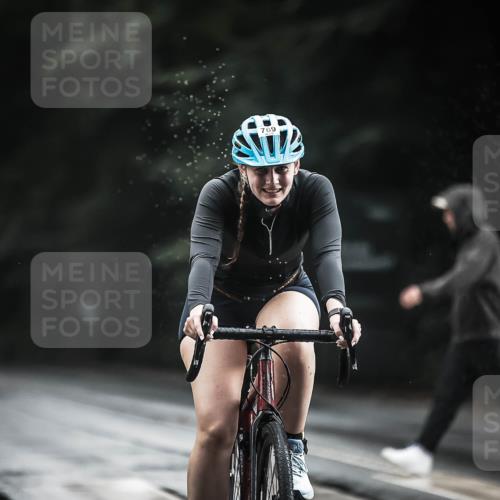 13.09.2026 - Stadtparktriathlon H.Heesch http://msf.ph/oto/10311654 13.09.2026 11:44:59 Radfahren 763, 769, 817, 852, 880 meine-sportfotos.de