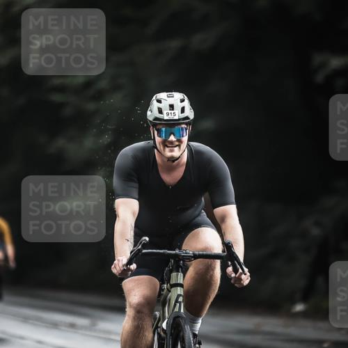 13.09.2026 - Stadtparktriathlon H.Heesch http://msf.ph/oto/10311672 13.09.2026 11:45:09 Radfahren 829, 877, 915 meine-sportfotos.de