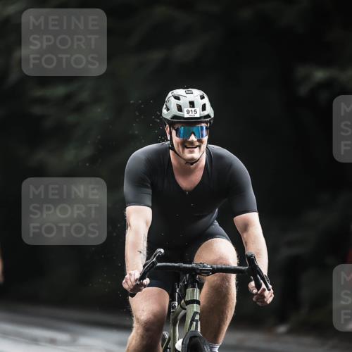 13.09.2026 - Stadtparktriathlon H.Heesch http://msf.ph/oto/10311677 13.09.2026 11:45:09 Radfahren 829, 877, 915 meine-sportfotos.de