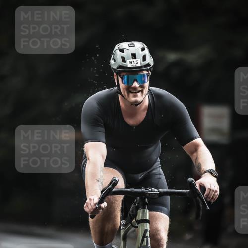 13.09.2026 - Stadtparktriathlon H.Heesch http://msf.ph/oto/10311684 13.09.2026 11:45:09 Radfahren 829, 877, 915 meine-sportfotos.de