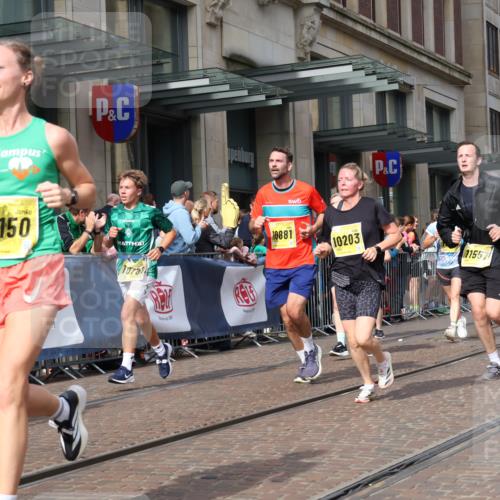 13.09.2026 - 21. swb-Marathon Bremen Strokosch-Dieckow http://msf.ph/oto/10311694 13.09.2026 10:55:29 Ziel 10243, 10297, 10374, 10379, 10423, 10529, 10550, 10690, 10703, 10788, 10809, 10881, 10952, 11377, 11510, 11557, 11862, 11972, 11975, 12061, 12108, 12125, 12143, 12150, 12188, 12484, 10203, 10256, 10725, 10788, 11014, 11414, 11466, 11631, 11748, 11910, 11941, 11975, 11977, 12030, 12201, 12218, 12258, 12348, 12549 meine-sportfotos.de