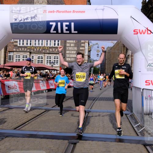 13.09.2026 - 21. swb-Marathon Bremen Tim E. http://msf.ph/oto/10311736 13.09.2026 10:53:45 Ziel 10222, 10448, 10479, 10626, 10757, 10780, 10821, 10845, 10886, 11168, 11242, 11379, 11446, 11590, 11800, 12040, 12056, 12119, 12275, 12308 meine-sportfotos.de