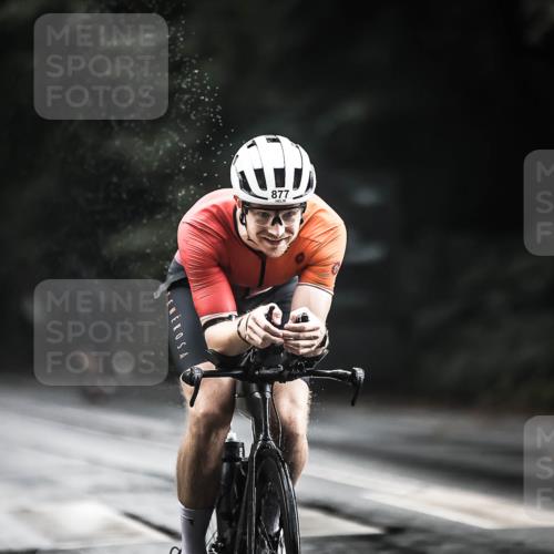 13.09.2026 - Stadtparktriathlon H.Heesch http://msf.ph/oto/10311744 13.09.2026 11:45:13 Radfahren 799, 829, 877, 915 meine-sportfotos.de