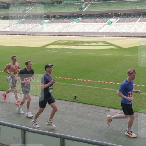 13.09.2026 - 21. swb-Marathon Bremen Michael Burmester http://msf.ph/oto/10311760 13.09.2026 12:47:13 Laufen im Stadion 195, 384, 538, 567, 604, 621, 697, 868, 1034, 1181, 1241, 1554, 1863, 2021, 2084, 2087, 2266, 2297, 2538, 2646, 2809, 2889, 2956, 3118, 3196, 3242, 3284, 3297, 3424, 3466, 3520, 3794, 4025, 4236, 4239, 4614, 4729, 4777, 4808, 4992, 5024, 5238, 5283, 5674, 5719, 5725, 5803, 5976, 6025, 6053, 6686, 6708, 6784, 6815, 7102, 7336, 7538, 7814, 7871, 8060, 8319, 8325, 8331, 8334, 8611, 8621, 8670, 8701, 8756, 8980, 8983, 9061, 9495, 9544, 9689, 9813, 9918, 9934, 439 meine-sportfotos.de