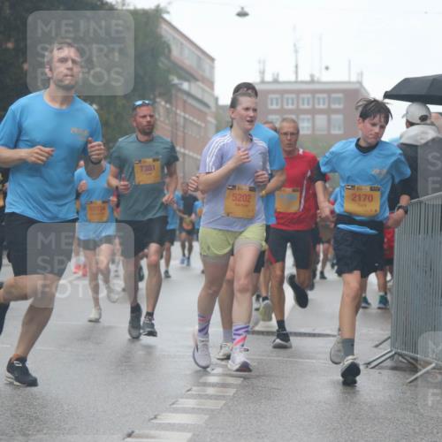 13.09.2026 - Kiel Lauf Markus Tischler http://msf.ph/oto/10311765 13.09.2026 10:37:41 Fleethörn 10734, 7381, 39, 5202, 39, 2170 meine-sportfotos.de