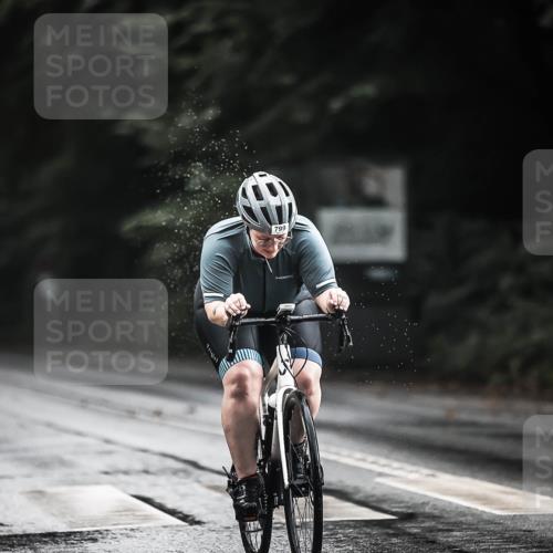 13.09.2026 - Stadtparktriathlon H.Heesch http://msf.ph/oto/10311769 13.09.2026 11:45:19 Radfahren 799 meine-sportfotos.de