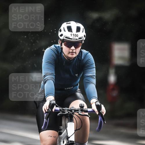 13.09.2026 - Stadtparktriathlon H.Heesch http://msf.ph/oto/10311785 13.09.2026 12:52:34 Radfahren 1075, 1100, 1203, 1209, 1230 meine-sportfotos.de