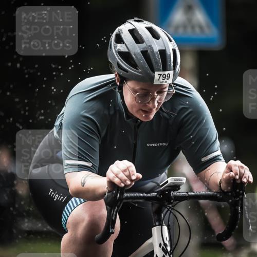 13.09.2026 - Stadtparktriathlon H.Heesch http://msf.ph/oto/10311826 13.09.2026 11:45:20 Radfahren 799 meine-sportfotos.de