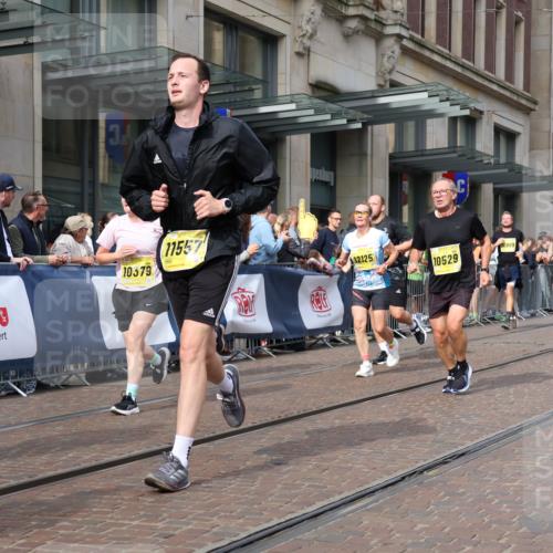 13.09.2026 - 21. swb-Marathon Bremen Strokosch-Dieckow http://msf.ph/oto/10311857 13.09.2026 10:55:31 Ziel 10243, 10374, 10379, 10423, 10529, 10550, 10690, 10703, 10809, 10881, 10952, 11377, 11510, 11557, 11972, 12061, 12108, 12125, 12143, 12188, 12484, 13565, 10203, 10256, 10297, 10725, 10788, 10881, 11014, 11414, 11466, 11557, 11631, 11748, 11862, 11910, 11941, 11975, 11977, 12030, 12150, 12201, 12218, 12258, 12348, 12549 meine-sportfotos.de