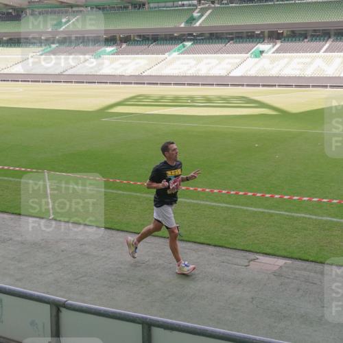 13.09.2026 - 21. swb-Marathon Bremen Michael Burmester http://msf.ph/oto/10311865 13.09.2026 12:47:21 Laufen im Stadion 195, 384, 538, 567, 604, 621, 697, 868, 889, 1034, 1181, 1241, 1554, 2021, 2087, 2266, 2297, 2538, 2646, 2809, 2889, 2956, 3118, 3196, 3242, 3284, 3297, 3424, 3466, 3520, 3794, 3910, 4025, 4236, 4239, 4614, 4729, 4777, 4808, 4992, 5024, 5238, 5283, 5674, 5719, 5725, 5803, 5976, 6025, 6053, 6058, 6686, 6708, 6784, 6815, 7102, 7538, 7803, 7814, 7871, 8060, 8319, 8325, 8331, 8334, 8611, 8621, 8670, 8701, 8980, 8983, 9010, 9061, 9495, 9544, 9689, 9813, 9918, 9934 meine-sportfotos.de
