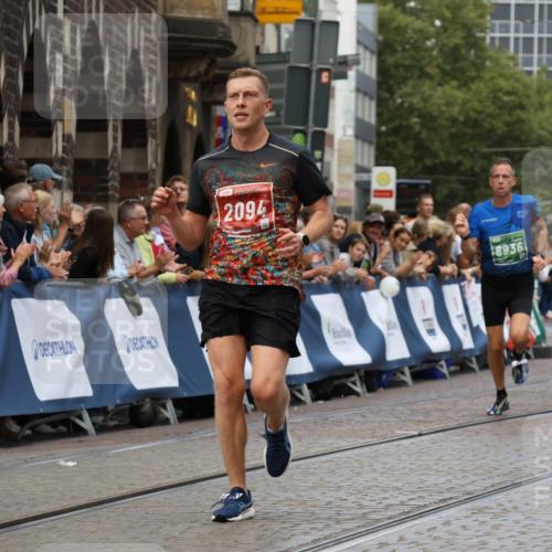 13.09.2026 - 21. swb-Marathon Bremen Strokosch-Dieckow http://msf.ph/oto/10311881 13.09.2026 13:04:27 Ziel 895, 2094, 3424, 4110, 4236, 6815, 9061, 9129, 9544, 9813, 744, 1223, 1224, 2207, 2956, 5283, 8701, 8936, 9070, 13034 meine-sportfotos.de