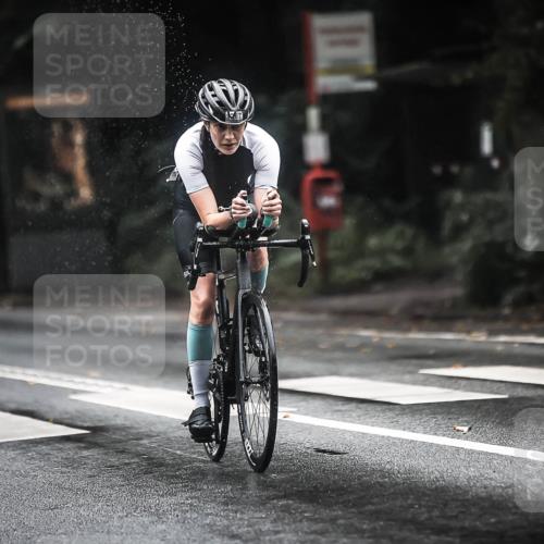 13.09.2026 - Stadtparktriathlon H.Heesch http://msf.ph/oto/10311891 13.09.2026 12:52:42 Radfahren 1075, 1195, 1203, 1209, 1230, 1267 meine-sportfotos.de