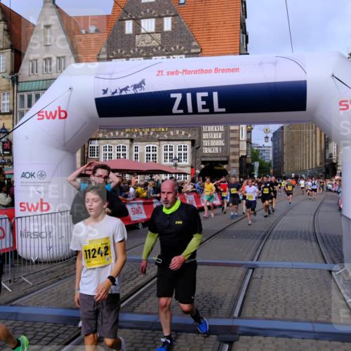 13.09.2026 - 21. swb-Marathon Bremen Tim E. http://msf.ph/oto/10311893 13.09.2026 10:53:53 Ziel 10141, 10174, 10222, 10227, 10478, 10479, 10626, 10821, 10838, 10845, 10886, 10905, 11242, 11446, 11502, 11590, 11800, 11950, 12056, 12119, 12308, 12331, 12341, 13597 meine-sportfotos.de