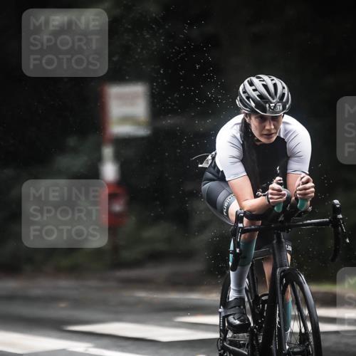 13.09.2026 - Stadtparktriathlon H.Heesch http://msf.ph/oto/10311904 13.09.2026 12:52:43 Radfahren 1195, 1203, 1209, 1267 meine-sportfotos.de
