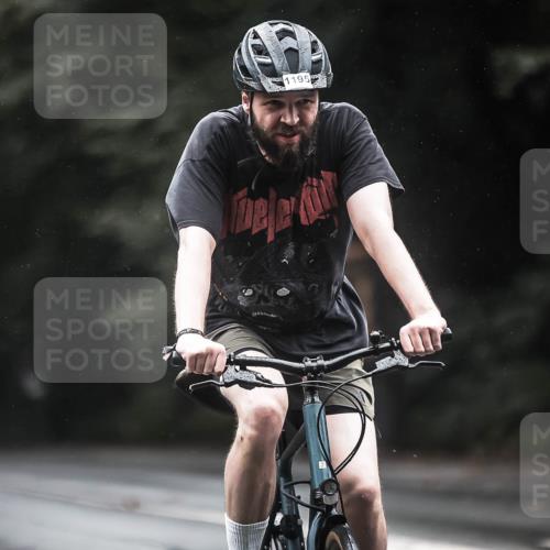 13.09.2026 - Stadtparktriathlon H.Heesch http://msf.ph/oto/10311933 13.09.2026 12:52:44 Radfahren 1195, 1203, 1209, 1267 meine-sportfotos.de
