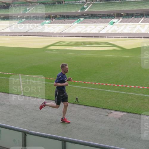 13.09.2026 - 21. swb-Marathon Bremen Michael Burmester http://msf.ph/oto/10311943 13.09.2026 12:47:28 Laufen im Stadion 382, 384, 538, 567, 604, 621, 697, 868, 889, 1034, 1181, 1554, 1872, 2021, 2087, 2266, 2538, 2646, 2809, 2956, 3118, 3196, 3242, 3284, 3297, 3424, 3466, 3520, 3794, 3910, 4025, 4236, 4239, 4614, 4712, 4729, 4777, 4808, 4992, 5024, 5238, 5283, 5674, 5725, 5803, 5976, 6025, 6053, 6058, 6686, 6708, 6784, 6815, 7102, 7399, 7538, 7803, 7814, 7871, 8060, 8334, 8611, 8621, 8670, 8701, 8706, 8980, 8981, 8983, 9010, 9061, 9495, 9544, 9689, 9813, 9918, 9934 meine-sportfotos.de
