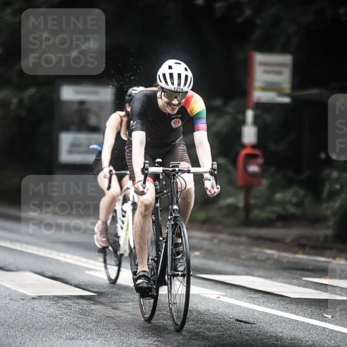 13.09.2026 - Stadtparktriathlon H.Heesch http://msf.ph/oto/10311951 13.09.2026 12:52:58 Radfahren 1081, 1134, 1157, 1194, 1274, 1285 meine-sportfotos.de