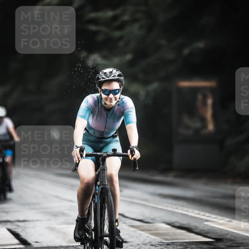 13.09.2026 - Stadtparktriathlon H.Heesch http://msf.ph/oto/10311994 13.09.2026 11:45:37 Radfahren 749, 754, 839, 895 meine-sportfotos.de
