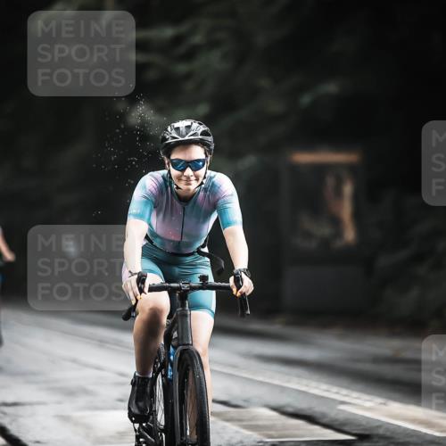 13.09.2026 - Stadtparktriathlon H.Heesch http://msf.ph/oto/10311999 13.09.2026 11:45:38 Radfahren 749, 754, 839, 895 meine-sportfotos.de