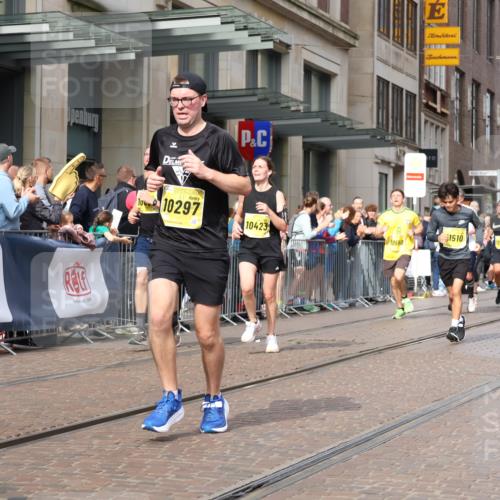 13.09.2026 - 21. swb-Marathon Bremen Strokosch-Dieckow http://msf.ph/oto/10312007 13.09.2026 10:55:33 Ziel 10243, 10298, 10374, 10379, 10423, 10529, 10550, 10690, 10703, 10809, 10952, 11377, 11510, 11790, 11972, 12061, 12108, 12125, 12143, 12188, 12484, 13565, 10203, 10256, 10297, 10379, 10529, 10725, 10788, 10881, 11014, 11377, 11414, 11466, 11557, 11631, 11748, 11862, 11910, 11941, 11975, 11977, 12030, 12150, 12201, 12218, 12258, 12348, 12549 meine-sportfotos.de