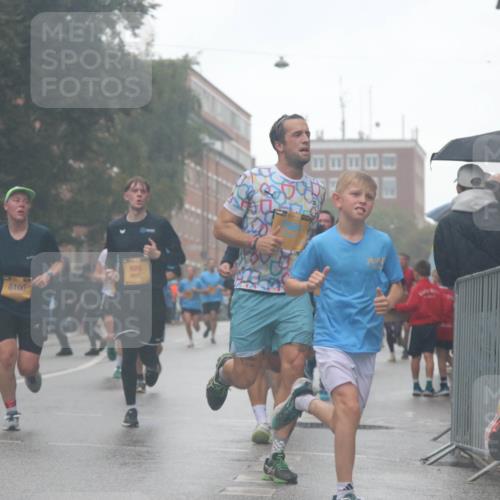 13.09.2026 - Kiel Lauf Markus Tischler http://msf.ph/oto/10312043 13.09.2026 10:38:14 Fleethörn 6100, 529 meine-sportfotos.de