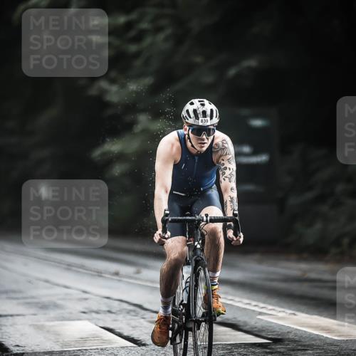 13.09.2026 - Stadtparktriathlon H.Heesch http://msf.ph/oto/10312060 13.09.2026 11:45:42 Radfahren 749, 754, 816, 839 meine-sportfotos.de
