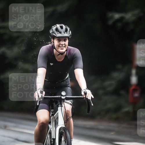 13.09.2026 - Stadtparktriathlon H.Heesch http://msf.ph/oto/10312089 13.09.2026 12:53:13 Radfahren 1102, 1148, 1220, 1298 meine-sportfotos.de