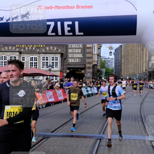 13.09.2026 - 21. swb-Marathon Bremen Tim E. http://msf.ph/oto/10312098 13.09.2026 10:53:59 Ziel 10141, 10174, 10222, 10227, 10478, 10479, 10626, 10684, 10685, 10838, 10845, 10905, 11242, 11446, 11489, 11502, 11596, 11800, 11950, 12119, 12331, 12341, 12405, 12492, 12515, 13597 meine-sportfotos.de