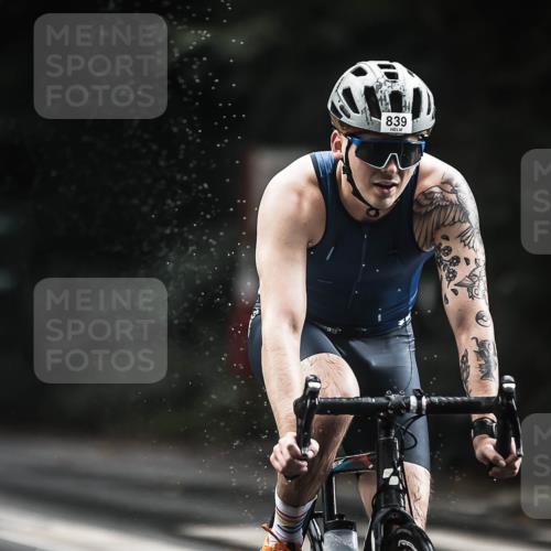 13.09.2026 - Stadtparktriathlon H.Heesch http://msf.ph/oto/10312100 13.09.2026 11:45:43 Radfahren 749, 754, 816, 839 meine-sportfotos.de