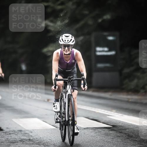 13.09.2026 - Stadtparktriathlon H.Heesch http://msf.ph/oto/10312107 13.09.2026 12:53:14 Radfahren 1102, 1148, 1220, 1298 meine-sportfotos.de