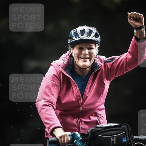 13.09.2026 - Stadtparktriathlon H.Heesch http://msf.ph/oto/10312137 13.09.2026 11:45:46 Radfahren 754, 816, 839, 926 meine-sportfotos.de