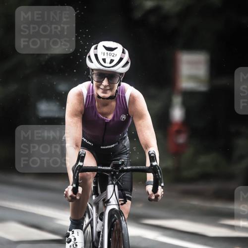 13.09.2026 - Stadtparktriathlon H.Heesch http://msf.ph/oto/10312140 13.09.2026 12:53:15 Radfahren 1102, 1148, 1199, 1220, 1282, 1298 meine-sportfotos.de