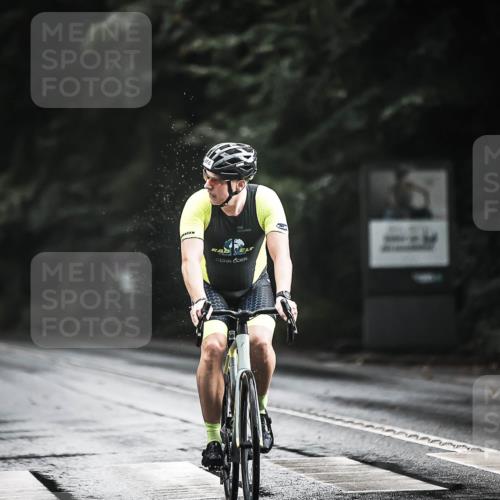 13.09.2026 - Stadtparktriathlon H.Heesch http://msf.ph/oto/10312183 13.09.2026 11:45:53 Radfahren 866, 926 meine-sportfotos.de