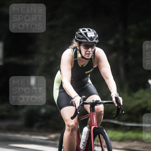 13.09.2026 - Stadtparktriathlon H.Heesch http://msf.ph/oto/10312222 13.09.2026 12:53:19 Radfahren 1102, 1148, 1199, 1220, 1228, 1282, 1298 meine-sportfotos.de