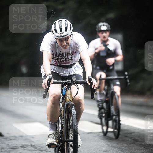 13.09.2026 - Stadtparktriathlon H.Heesch http://msf.ph/oto/10312243 13.09.2026 12:53:21 Radfahren 1199, 1220, 1228, 1282, 1298 meine-sportfotos.de