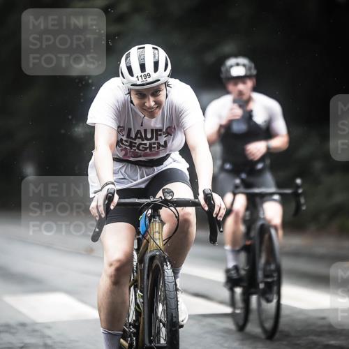 13.09.2026 - Stadtparktriathlon H.Heesch http://msf.ph/oto/10312247 13.09.2026 12:53:21 Radfahren 1199, 1220, 1228, 1282, 1298 meine-sportfotos.de