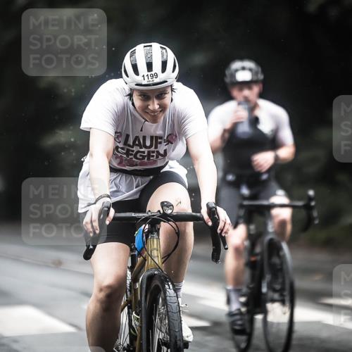 13.09.2026 - Stadtparktriathlon H.Heesch http://msf.ph/oto/10312254 13.09.2026 12:53:21 Radfahren 1199, 1220, 1228, 1282, 1298 meine-sportfotos.de