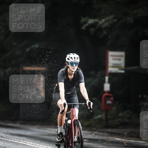 13.09.2026 - Stadtparktriathlon H.Heesch http://msf.ph/oto/10312255 13.09.2026 11:46:04 Radfahren 724, 733, 788, 803, 824, 874, 907 meine-sportfotos.de