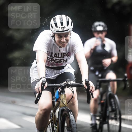 13.09.2026 - Stadtparktriathlon H.Heesch http://msf.ph/oto/10312258 13.09.2026 12:53:22 Radfahren 1199, 1220, 1228, 1282, 1298 meine-sportfotos.de