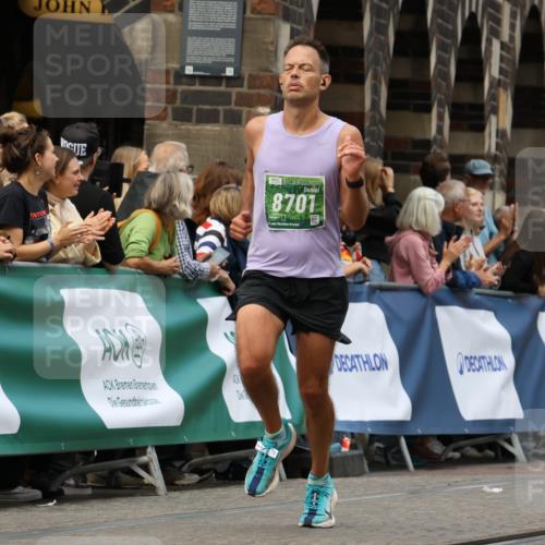 13.09.2026 - 21. swb-Marathon Bremen Strokosch-Dieckow http://msf.ph/oto/10312263 13.09.2026 13:04:38 Ziel 650, 1860, 3284, 3424, 4110, 4239, 6815, 7871, 9813, 1712, 2646, 5283, 5674, 7538, 7814, 8054, 8701, 9070, 9306, 9689, 13187 meine-sportfotos.de
