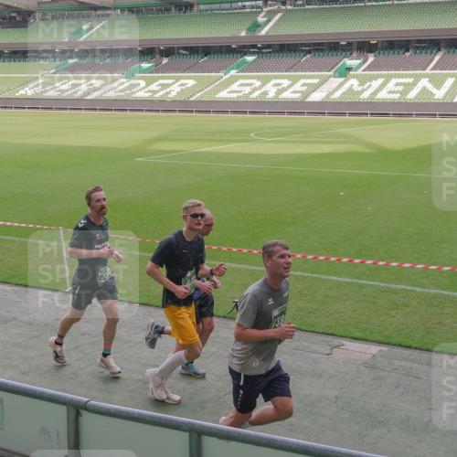 13.09.2026 - 21. swb-Marathon Bremen Michael Burmester http://msf.ph/oto/10312272 13.09.2026 12:48:03 Laufen im Stadion 382, 384, 621, 826, 868, 889, 1349, 1554, 1872, 1925, 2021, 2266, 2538, 2605, 2646, 2844, 2956, 3110, 3118, 3127, 3196, 3242, 3284, 3297, 3424, 3466, 3520, 3794, 3910, 4025, 4236, 4239, 4614, 4712, 4729, 4732, 4777, 4808, 4992, 5725, 5803, 5976, 6025, 6053, 6058, 6686, 6708, 6784, 6815, 6951, 7064, 7102, 7399, 7538, 7636, 7803, 7814, 7871, 7876, 8060, 8334, 8611, 8621, 8706, 8877, 8973, 8980, 8981, 8983, 9010, 9035, 9061, 9429, 9689, 9813, 9918, 9934, 13091 meine-sportfotos.de