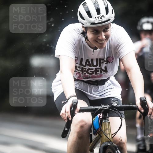 13.09.2026 - Stadtparktriathlon H.Heesch http://msf.ph/oto/10312273 13.09.2026 12:53:22 Radfahren 1199, 1220, 1228, 1282, 1298 meine-sportfotos.de