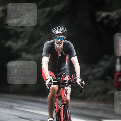 13.09.2026 - Stadtparktriathlon H.Heesch http://msf.ph/oto/10312277 13.09.2026 12:53:24 Radfahren 1199, 1228, 1254, 1282, 1298 meine-sportfotos.de