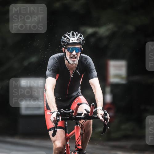 13.09.2026 - Stadtparktriathlon H.Heesch http://msf.ph/oto/10312287 13.09.2026 12:53:24 Radfahren 1199, 1228, 1254, 1282, 1298 meine-sportfotos.de