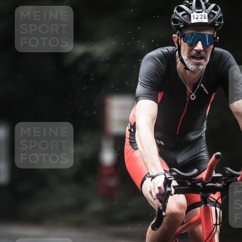 13.09.2026 - Stadtparktriathlon H.Heesch http://msf.ph/oto/10312296 13.09.2026 12:53:24 Radfahren 1199, 1228, 1254, 1282, 1298 meine-sportfotos.de